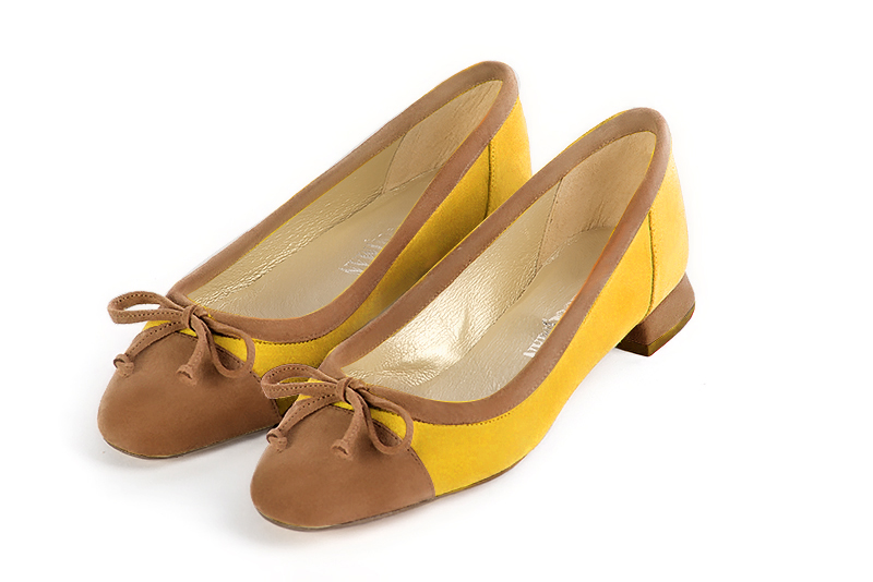 Camel beige and yellow women's ballet pumps, with low heels. Square toe. Flat flare heels - Florence KOOIJMAN